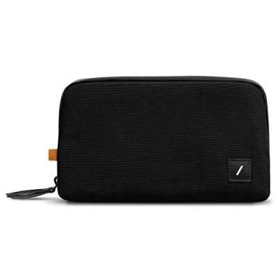 Immagine di Native Union Organizzatore Tech della WFA Custodia da Viaggio Minimalista in Materiali Riciclati per Conservare e Proteggere Accessori Tecnologici Ideale Cavi, Caricabatteria Altro (Nero)
