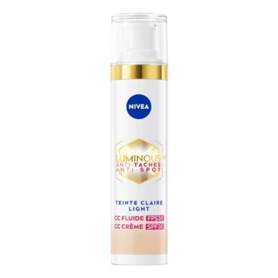 Immagine di NIVEA Luminous 630 CC FPS30 Fluido anti macchia, colore chiaro (1 x 40 ml), crema tinta unificata, fondotinta coprente, imperfezioni, trattamento viso tinto invecchiamento, correttore di