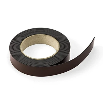 Immagine di Magflex® Flexible Magnetic Tape Con Autoadesivo Premium Progettato Per Fornire Una Forte Presa Sulle Superfici A Base Di Metallo Magnetico Polarità 25,4mm Larghezza 5 M Lunghezza