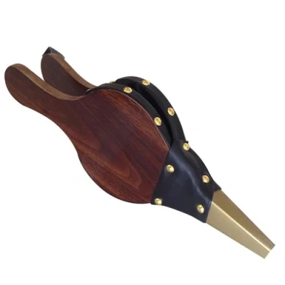 Immagine di UQMIQURA Soffietto per Camino, Soffietti in Legno, Soffiatore Manuale Camino Legno con Ugello di Colata Cordino, Griglia Barbecue (Marrone)