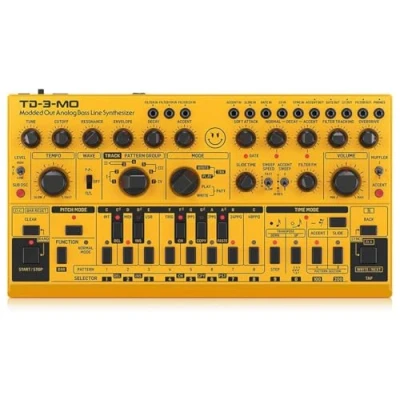 Immagine di Behringer TD 3 MO AM Sintetizzatore di linea basso analogico &quot;Modded Out&quot; con VCO, VCF controllabile tramite MIDI e oscillatore sub armonico