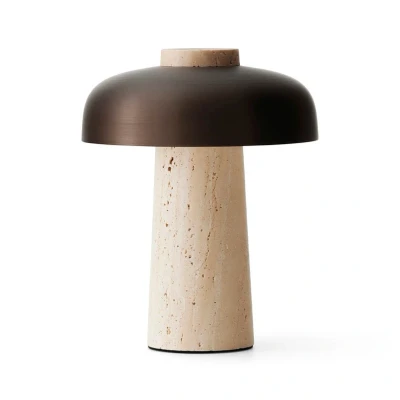 Immagine di Audo Copenhagen Reverse lampada da tavolo a batteria, sabbia/bronzo, pietra, 24,5 cm
