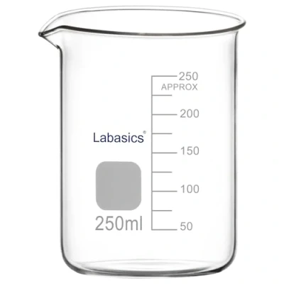 Immagine di Labasics Bicchiere di Vetro, 1 Confezione, Vetro Borosilicato a Forma Bassa Graduato Griffin con Beccuccio Versatore, 250 ml, Resistenza ad Alta Temperatura, Uso in Laboratorio