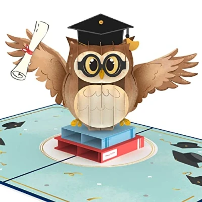 Immagine di papercrush® biglietto pop up con gufo cappello da dottore, divertente di auguri 3D o regalo in denaro per dottorato e laurea, congratulazioni l&#039;esame superato (esami, master,