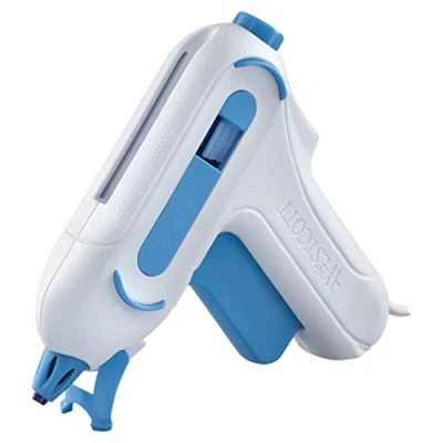 Immagine di Westcott E 16758 00 Mini Pistola per Colla a Caldo, con 2 Stick di Colla, Bianco/Blu