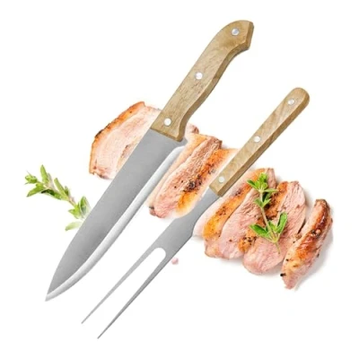 Immagine di COM FOUR® Set di posate da taglio 2 pezzi per carne in acciaio inossidabile con manico legno coltello e forchettone (Set intaglio legno)
