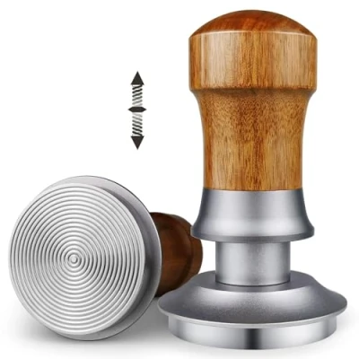 Immagine di ceelatti Tamper da 51 mm, regolazione della pressione 30 lbs calibrato, pressa a molla per caffè DeLonghi manico in legno di noce, base acciaio inox 304, colore argento