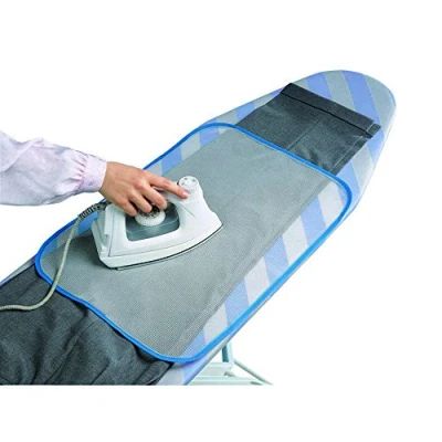 Immagine di WENKO Copertura da stiro in rete metallica, pad per stirare tessuti delicati, previene i punti di pressione e lucidi, resistente al calore fino a 200C, 60x40cm, trasparente/blu