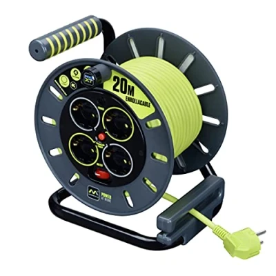 Immagine di Masterplug Pro XT cavo di prolunga a quattro prese con avvolgimento aperto, taglio termico e interruttore alimentazione, ad alta visibilità da 20 metri, verde