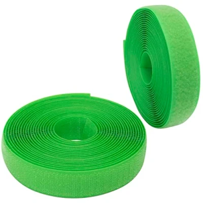 Immagine di Aerzetix C65939 Nastro/rotolo di scratch 25mm 5 metri auto aggrappante organizer/fermacavo striscia aggancio sacchetto indumento cinghia colore: verde mela in poliammide e poliestere