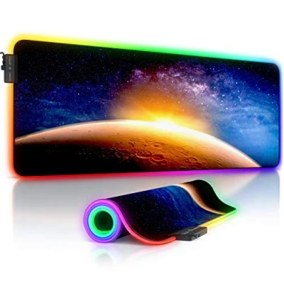 Immagine di TITANWOLF RGB Tappetino per Mouse da Gioco XXL Pad Gaming 800x300mm Stars &amp; Mars 11 LED Colori e Effetti di Luce Precisione velocità Lavabile PC Laptop