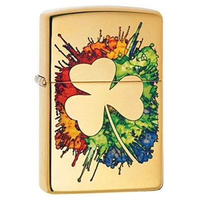 Immagine di Accendino Zippo® Graffiti Clover 49125, Antivento Ricaricabile Zippo, Realizzato in Metallo con Caratteristico &quot;click&quot; Color Oro, Made USA, Ottima Idea Regalo